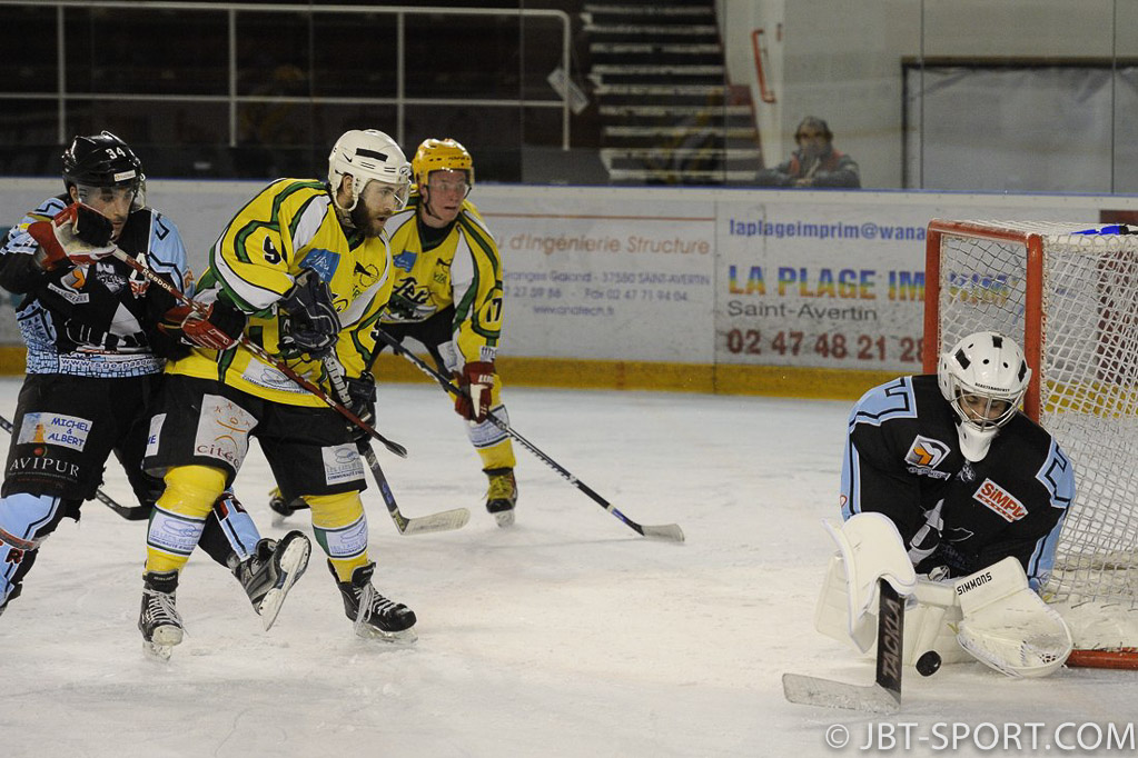 Tours2 - Viry Chatillon   05-02
1/4 de finale retour play offs division 3
Tours2 qualifié pour la phase finale